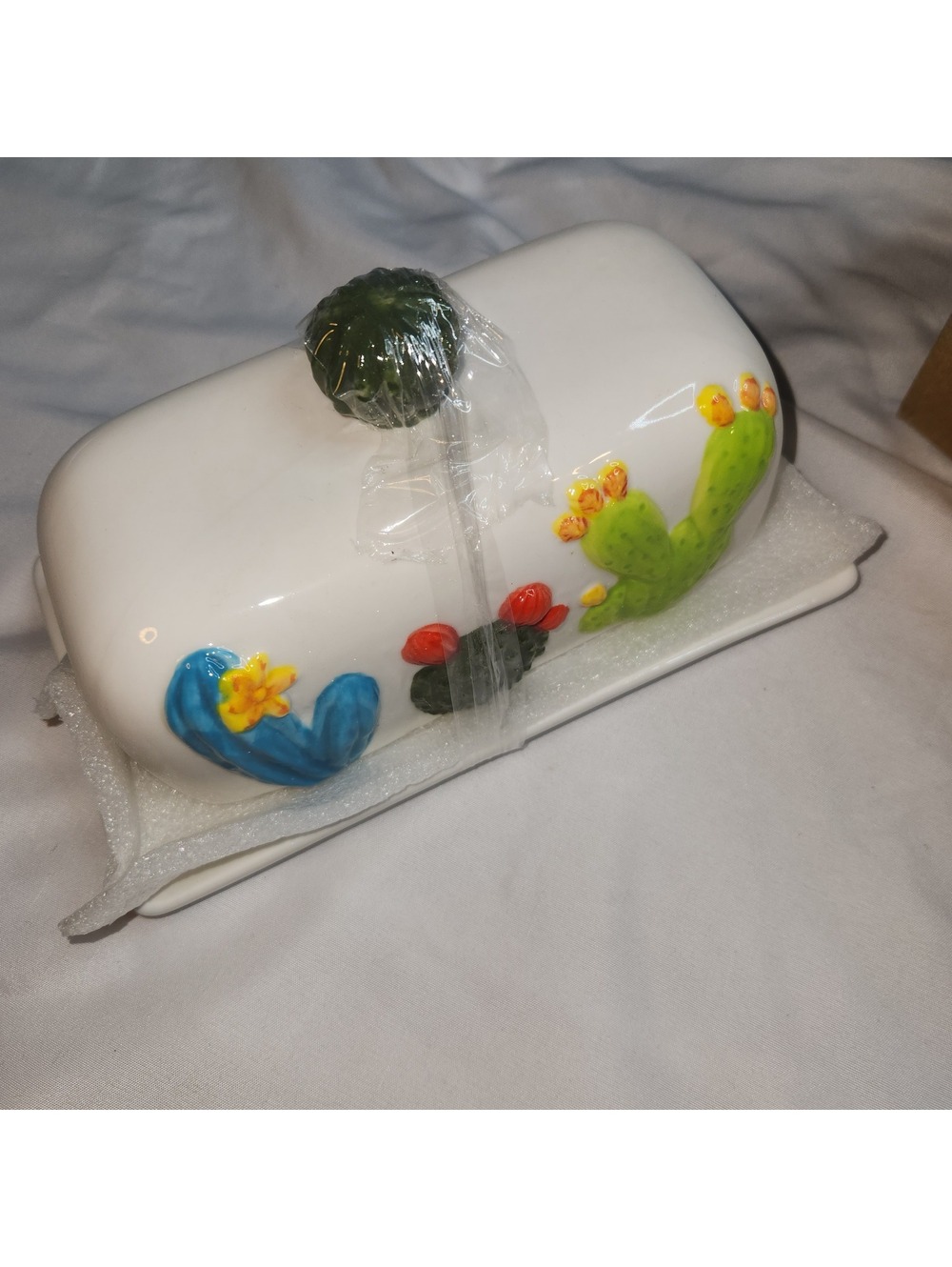 Cactus butter dish with desert decoration